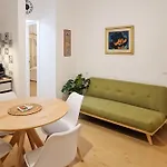 Elios Apartament *