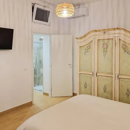 Elios Apartment *
